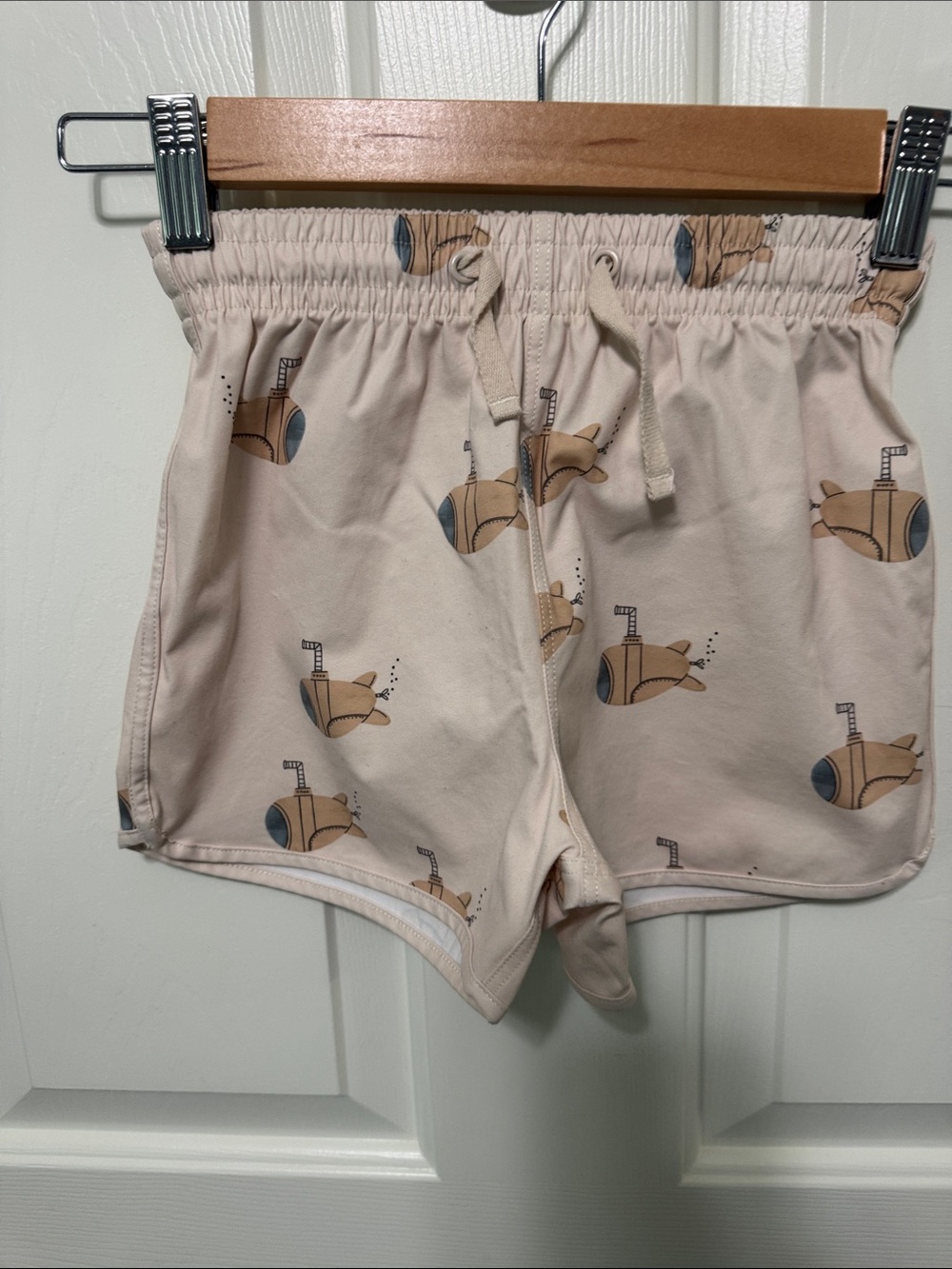 Rylee + Cru Cream Cartoon Submarine Lounge Shorts